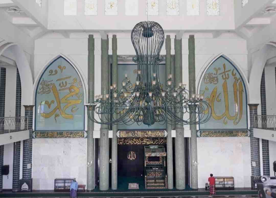 Menyatu dengan Tradisi dan Kuliner Ramadan: Wisata Religi di Banyuwangi